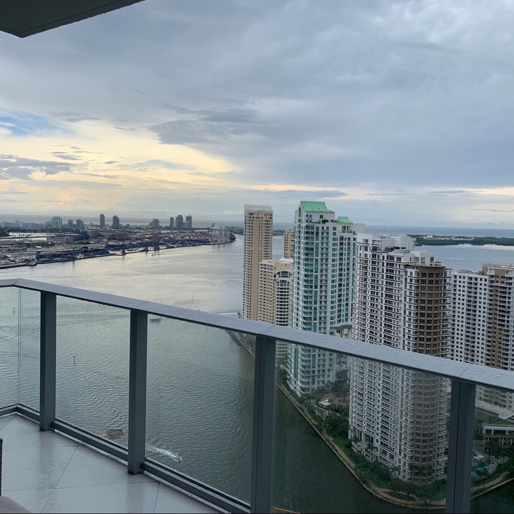 Meet your Posher, Yohel